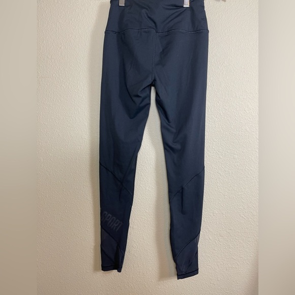 Victoria's Secret Pants - Victoria Sport leggings size XS